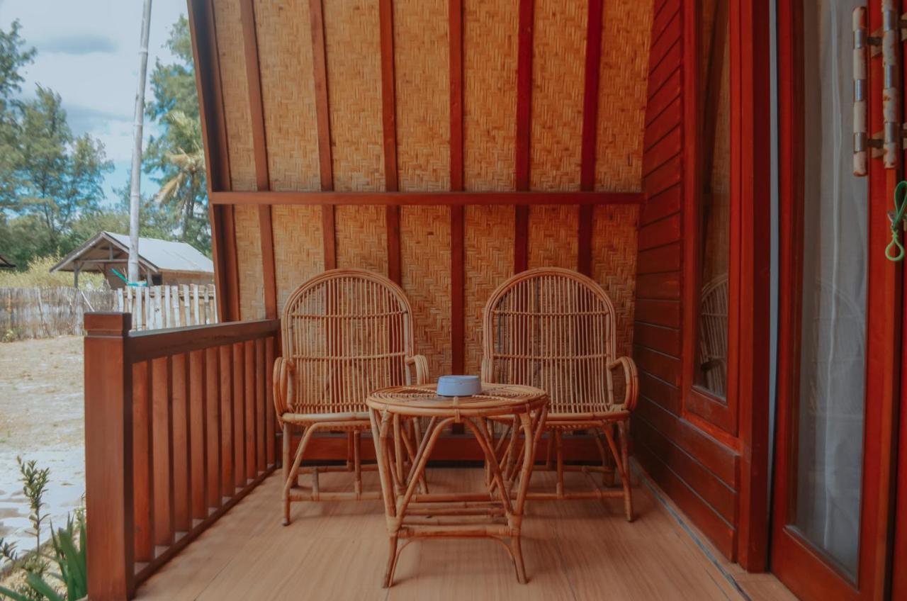 Laba Laba Bungalow Гілі-Мено Екстер'єр фото